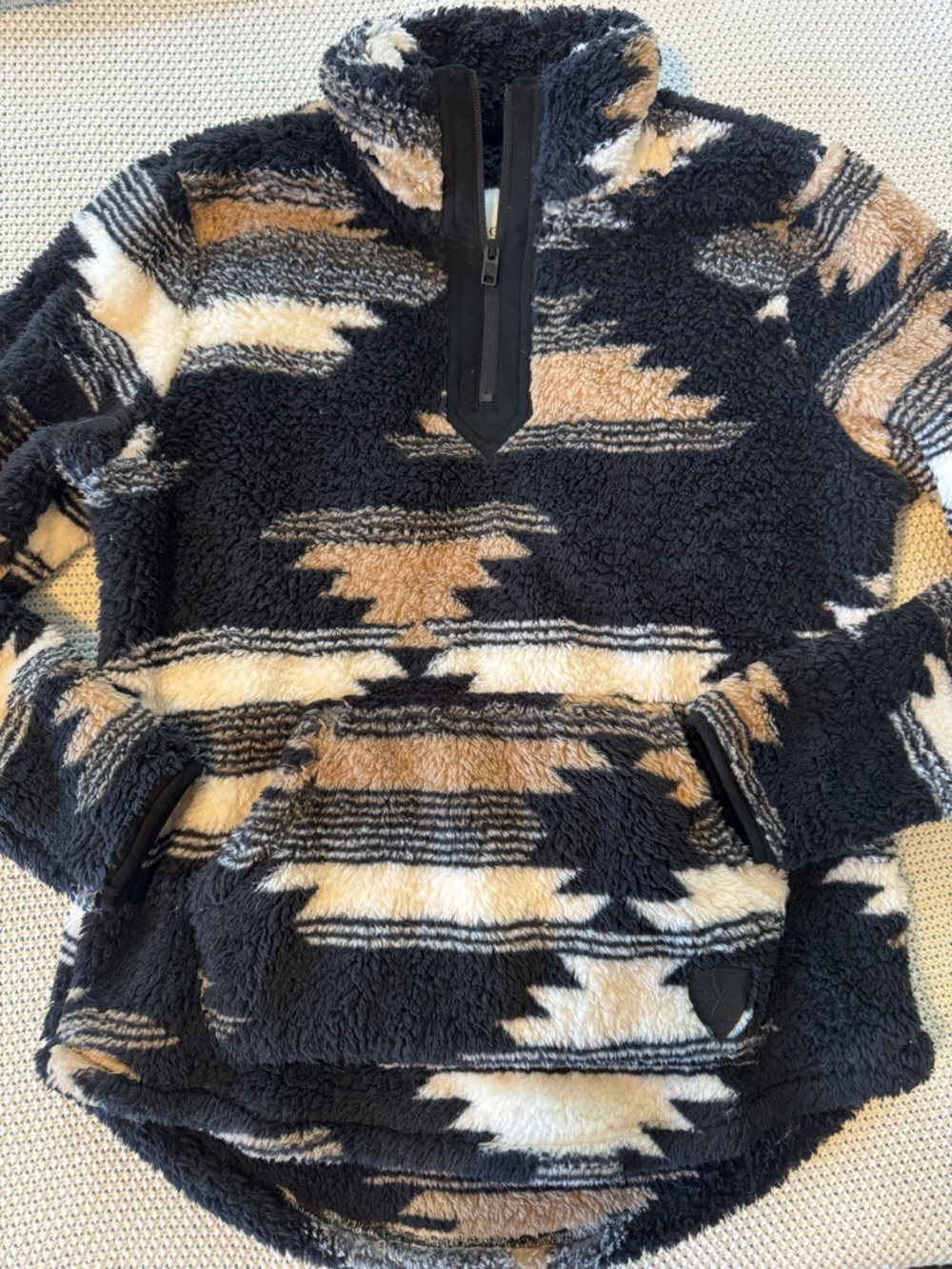Legendary Whitetails Sherpa Jacket - Black, Cream & Tan
